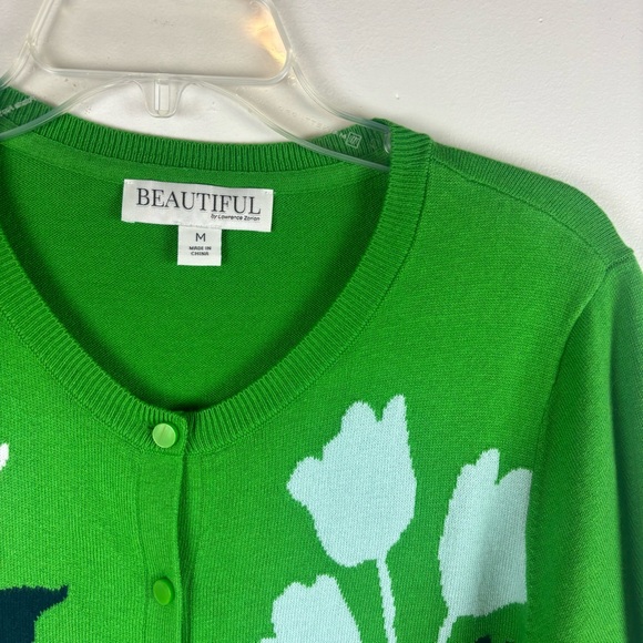 BEAUTIFUL by Lawrence Zorian green s/s cardigan w/floral design-woman’s Medium - Picture 2 of 10